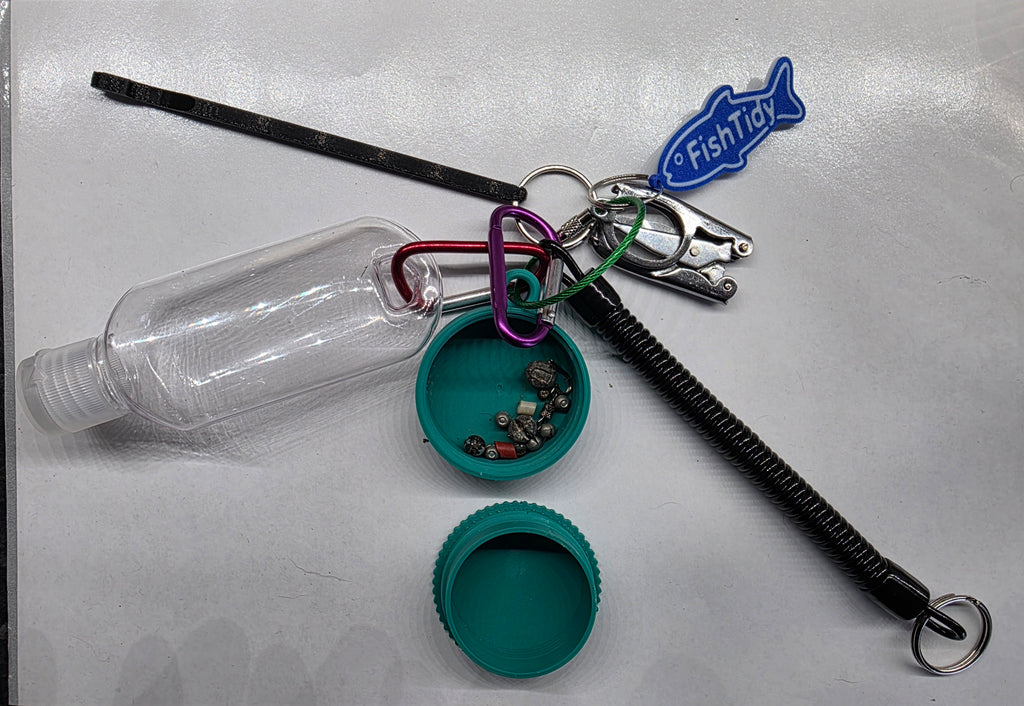 FishTidy - Compact Keychain Fishing Accessory Kit - Fishing Gift Idea