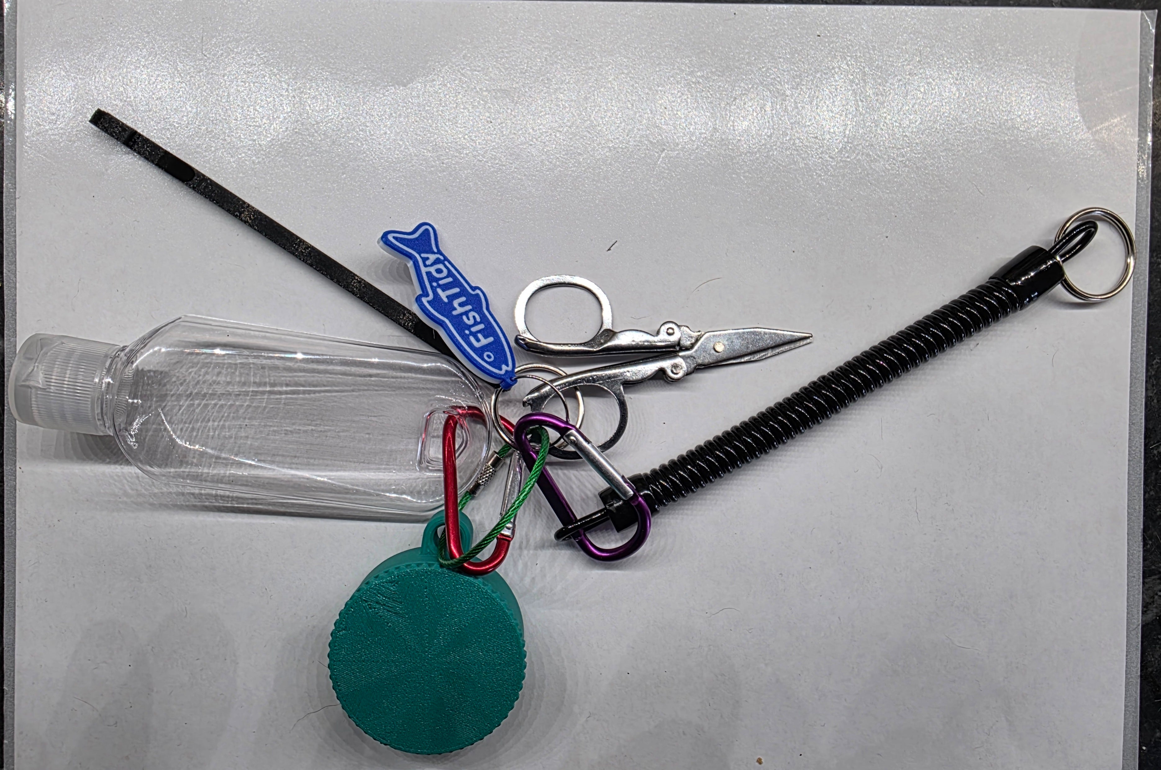 FishTidy - Compact Keychain Fishing Accessory Kit - Fishing Gift Idea